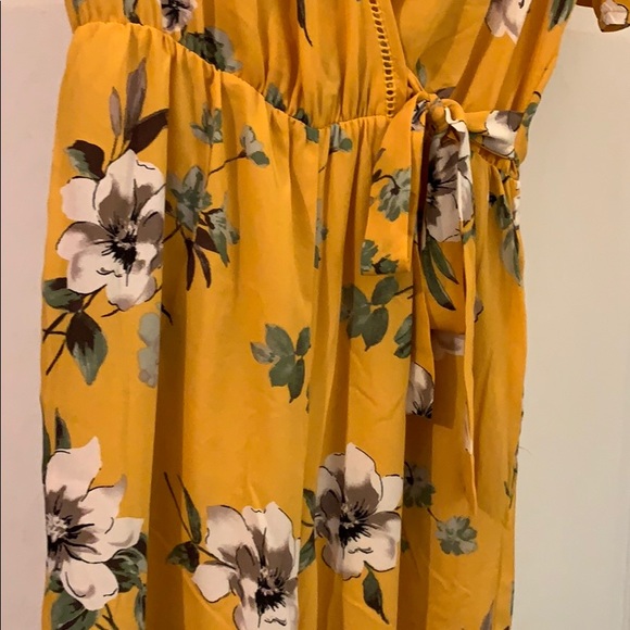 Floral print pant “suit” only worn once! - Picture 2 of 5